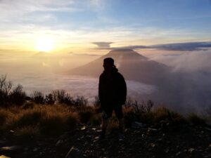 mount sindoro java hiking tour 2d1n