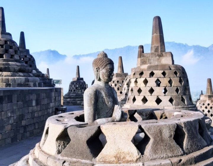 Borobudur Temple Climb Up Half-Day Tour