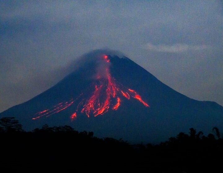 Yogyakarta Merapi Volcano Lava Flow Night Tour