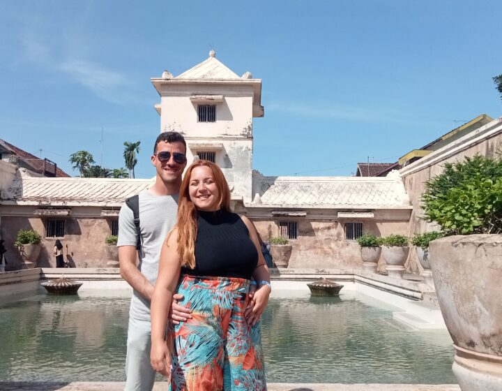 Yogyakarta Palace and Taman Sari Water Castle Tour