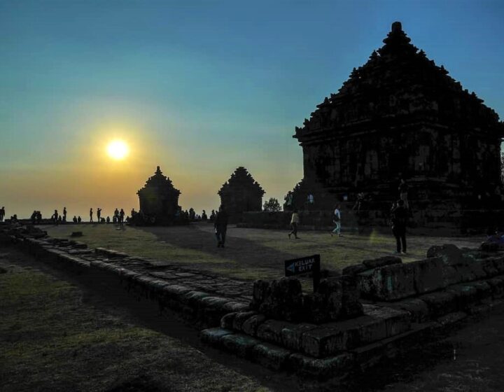 Yogyakarta One Day Temple Tour