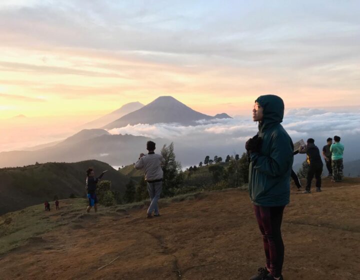 Mount Prau Sunrise Hiking Tour